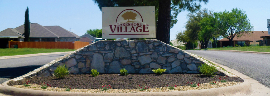 Lakeshore Village Apartments 